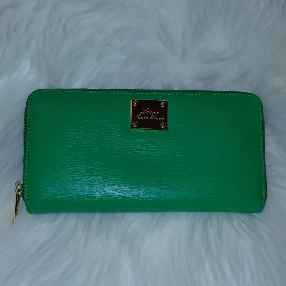 Lauren Ralph Lauren Kelly Green Zip Around Wallet Excellent Condition